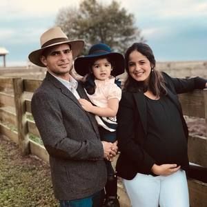 Meet your Posher, Dayana